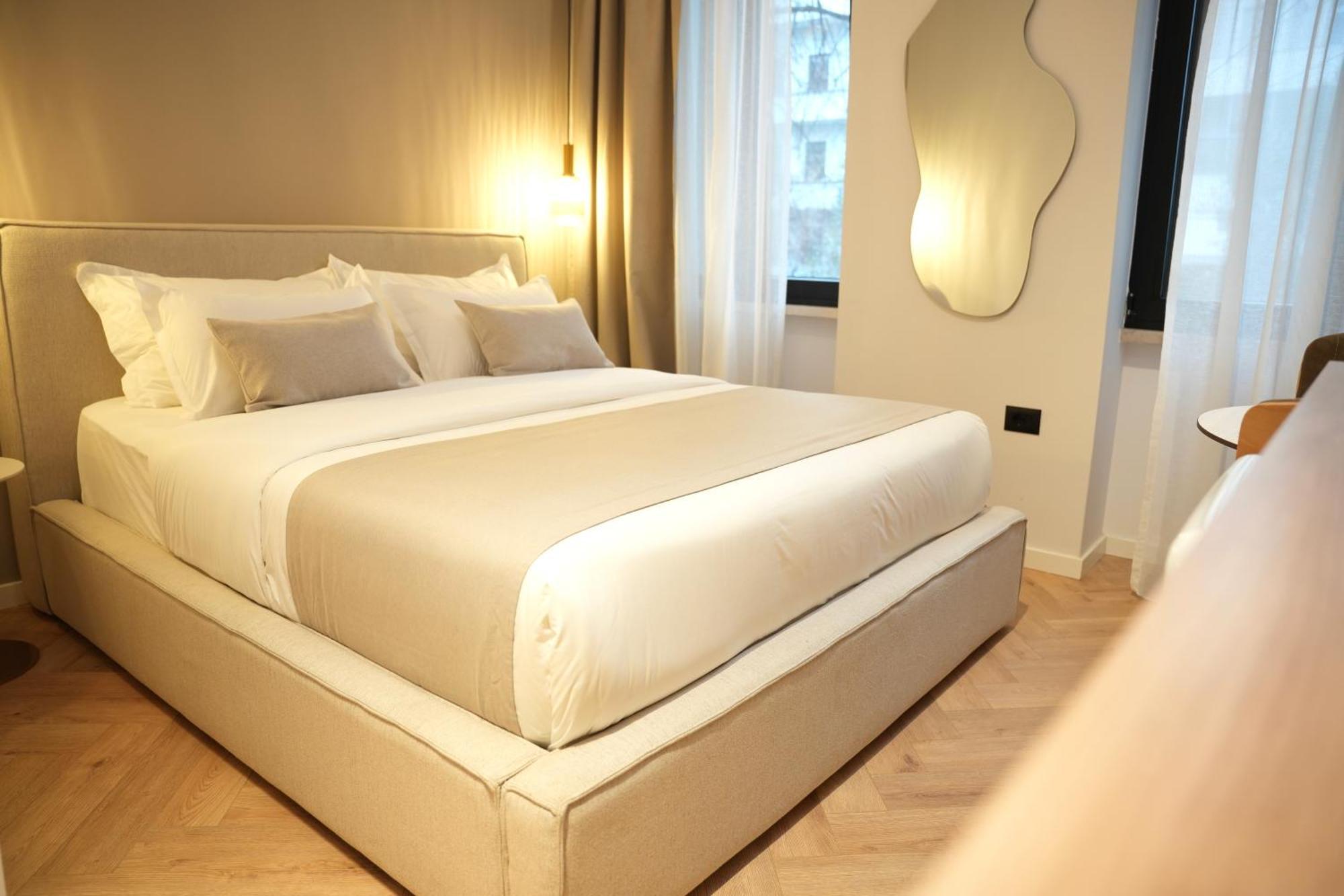 Nea Deluxe Apart-Hotel Tirana Exterior photo