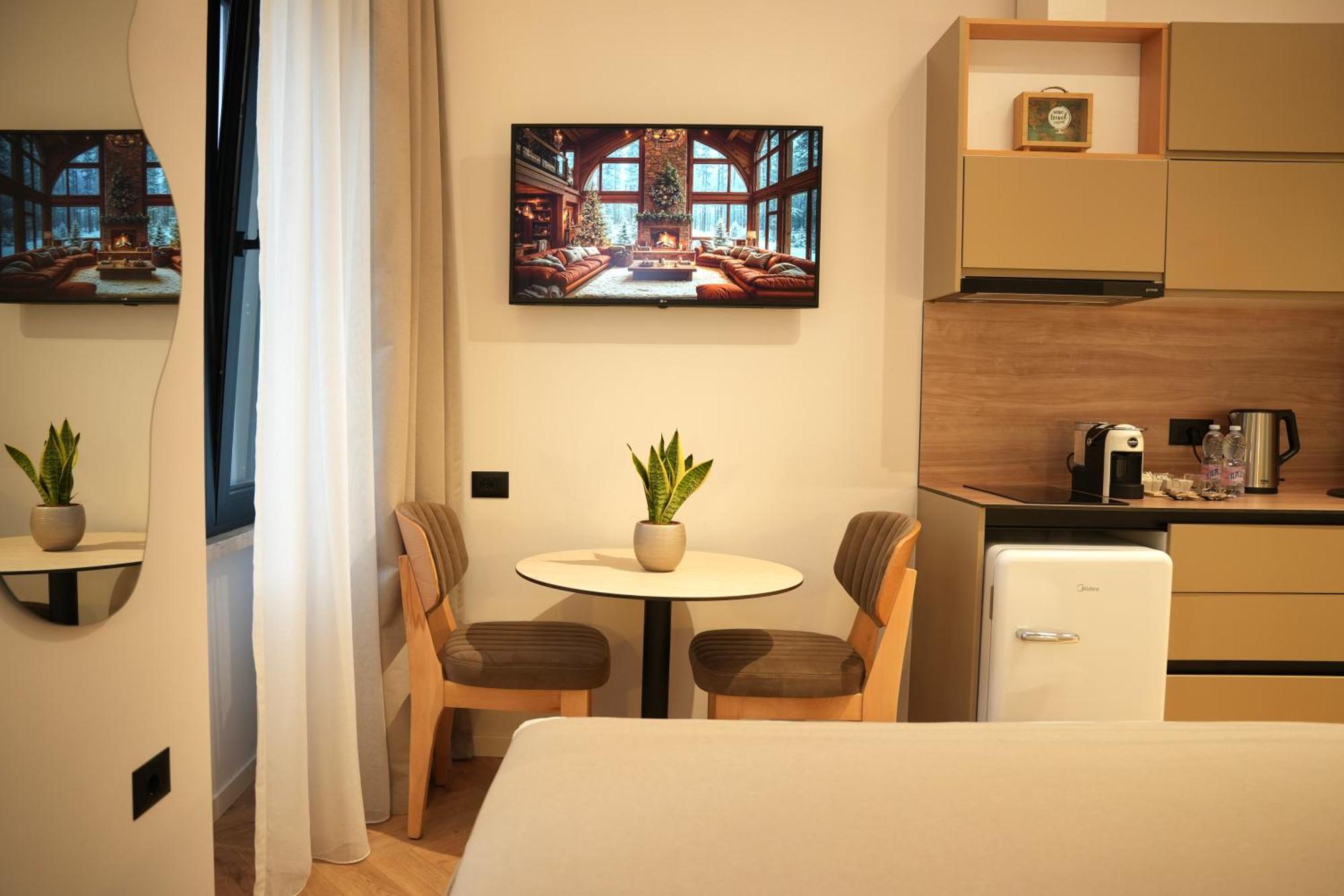 Nea Deluxe Apart-Hotel Tirana Exterior photo